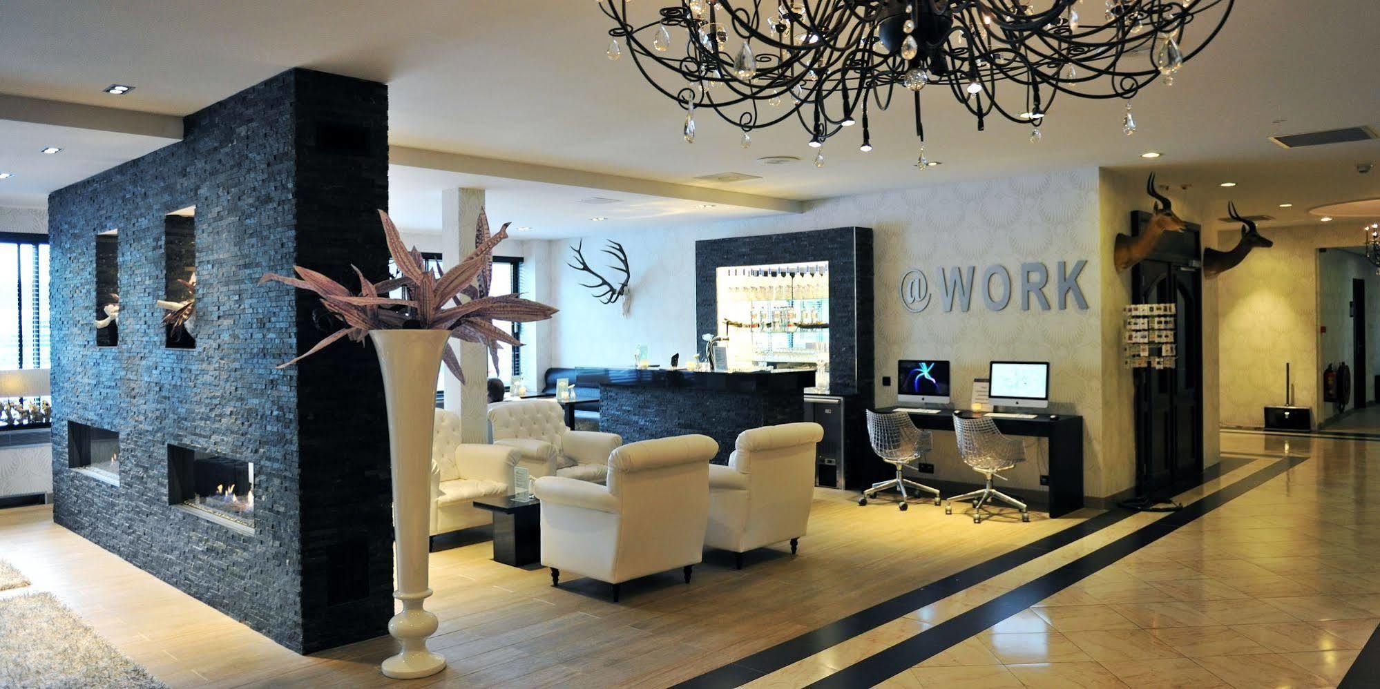 Van Der Valk Hotel Den Haag - Voorschoten Luaran gambar